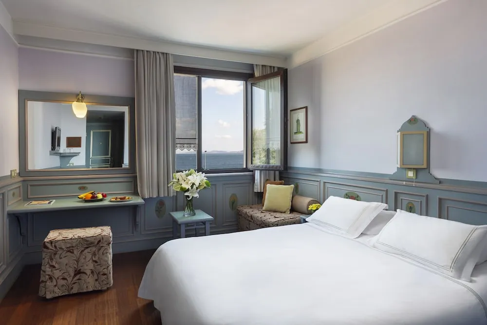Deluxe Tek Büyük veya İki Ayrı Yataklı Oda, Deniz Manzaralı