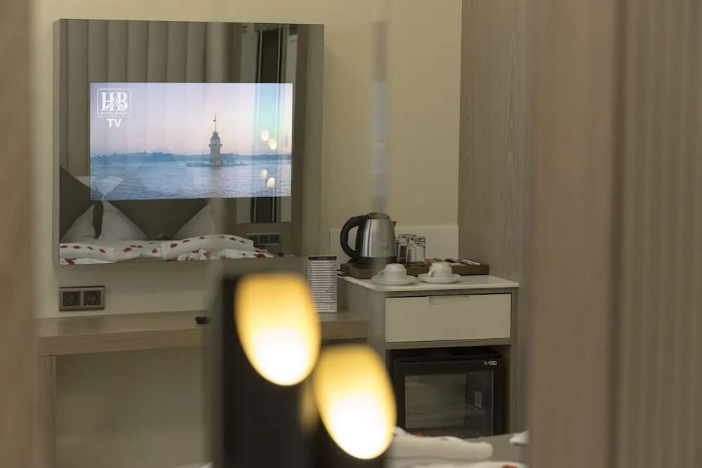 Superior Tek Büyük veya İki Ayrı Yataklı Oda