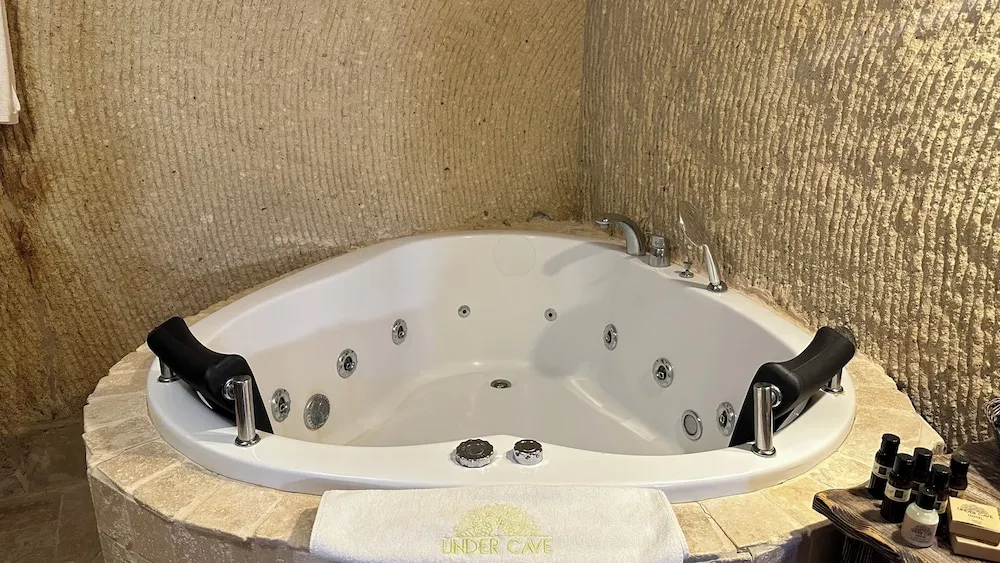 Deluxe Üç Kişilik Oda, Sıcak Su Küveti