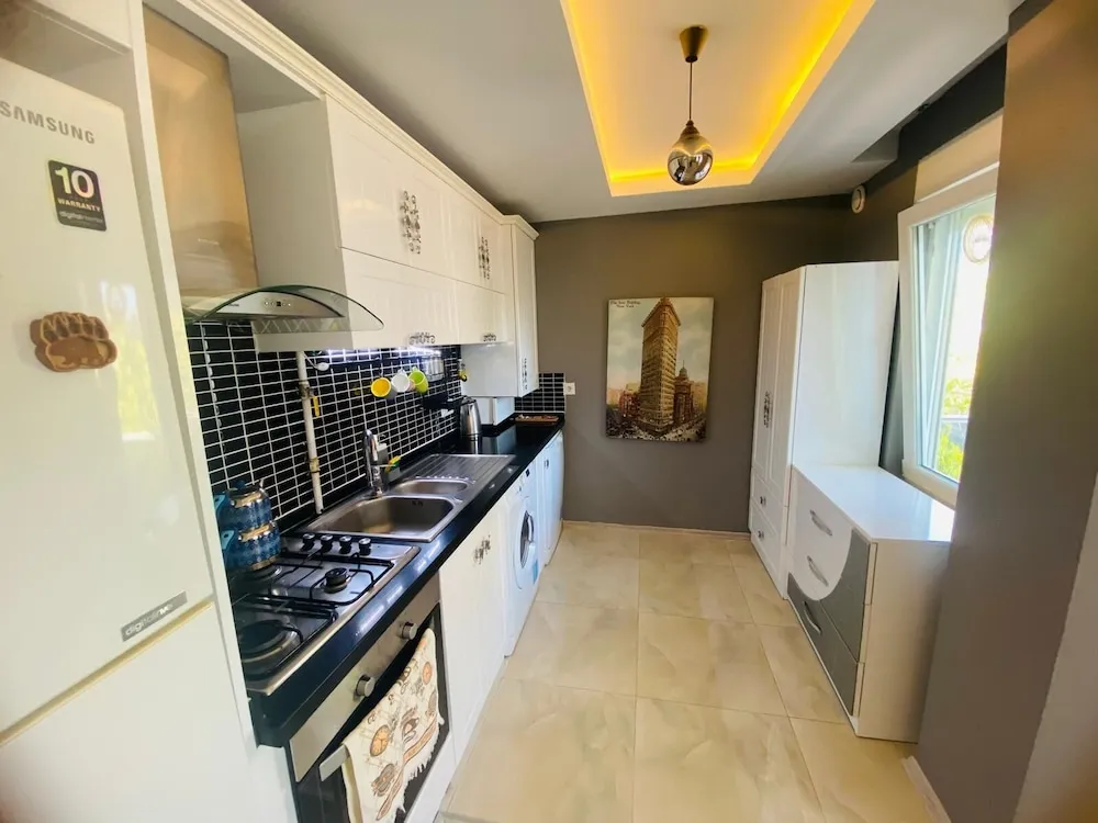 Deluxe Apartment with Balcony