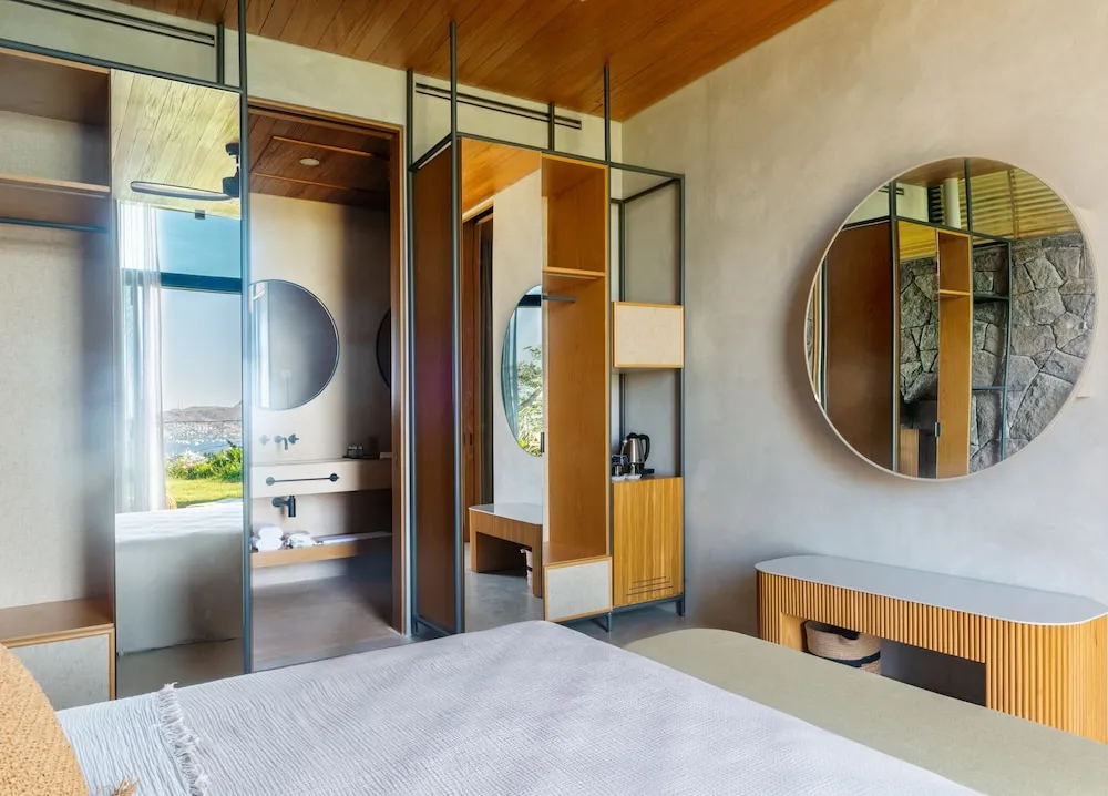 Executive Suite Sea View