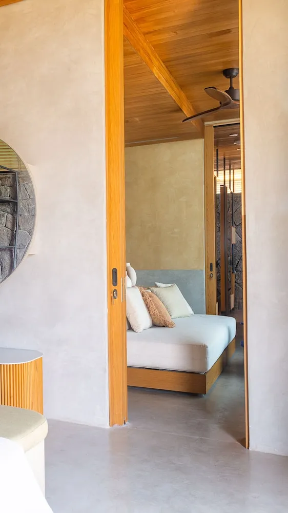 Garden Suite Sea View Room