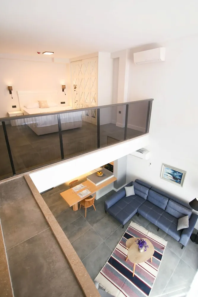 Loft Suite