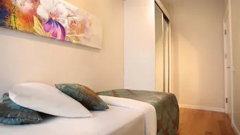 G Suites Airport