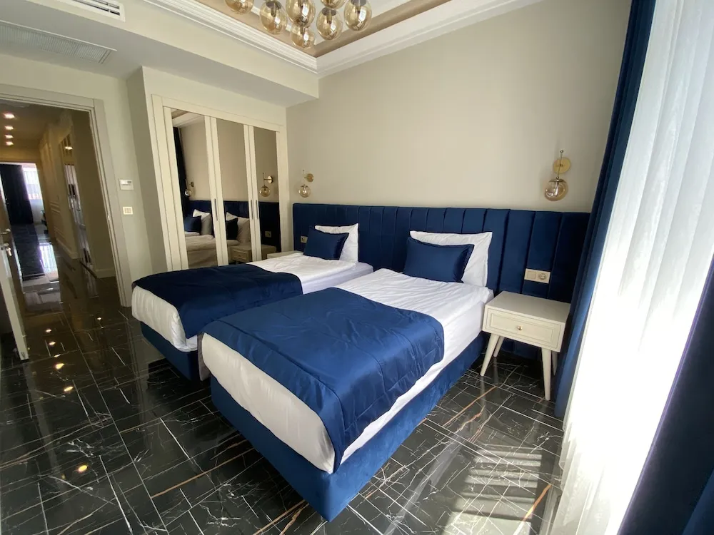 King Suite with Three Bedroom