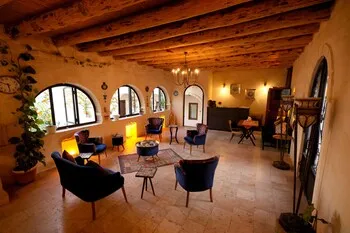 Astarte Hotel