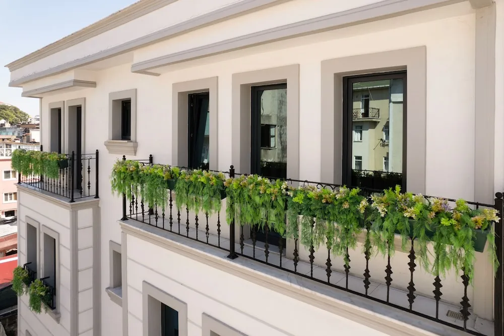 Deluxe Tek Büyük Yataklı Oda, Balkon