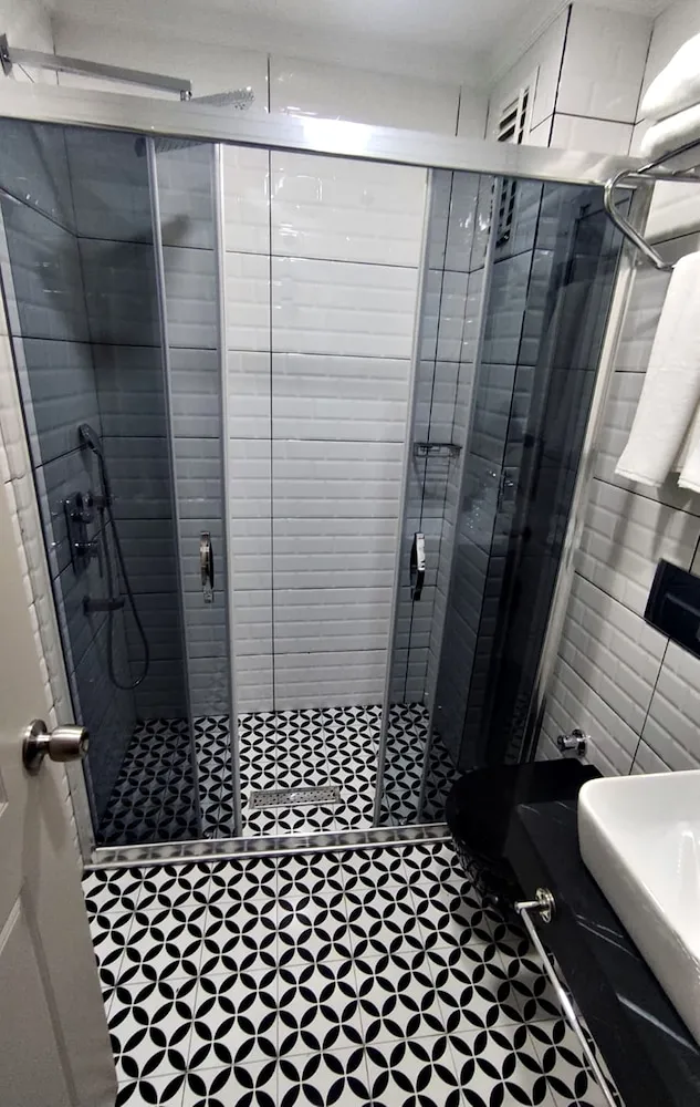Deluxe Tek Büyük Yataklı Oda, Balkon