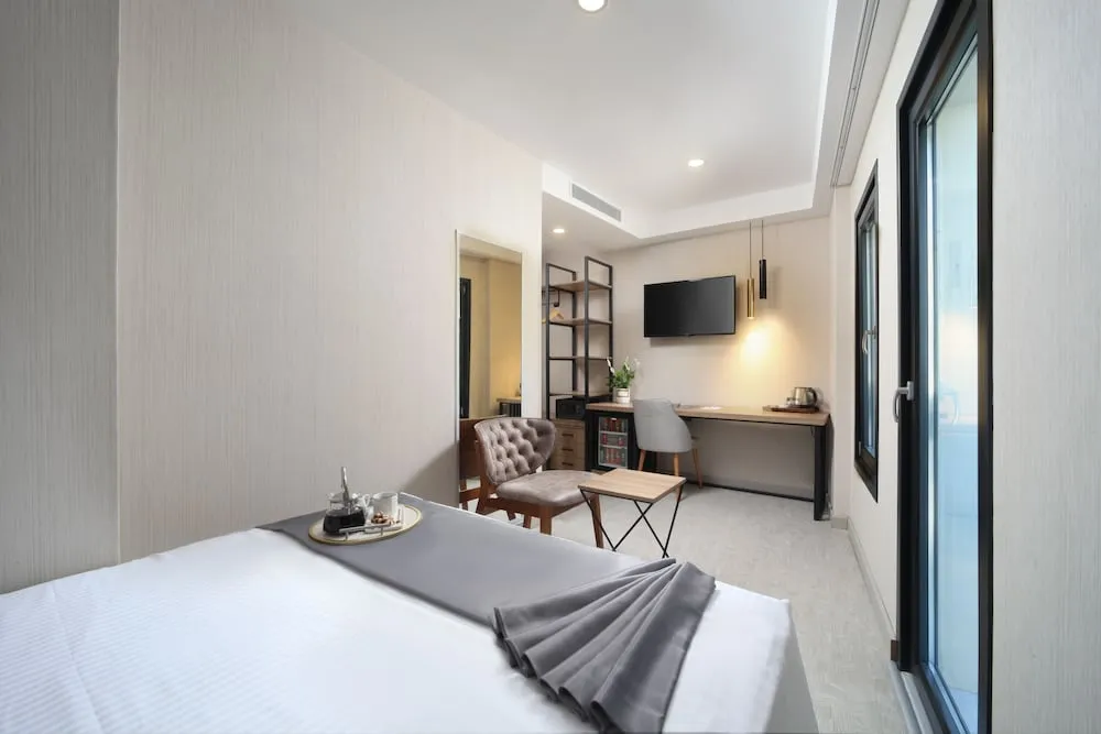 Deluxe Tek Büyük Yataklı Oda, Balkon