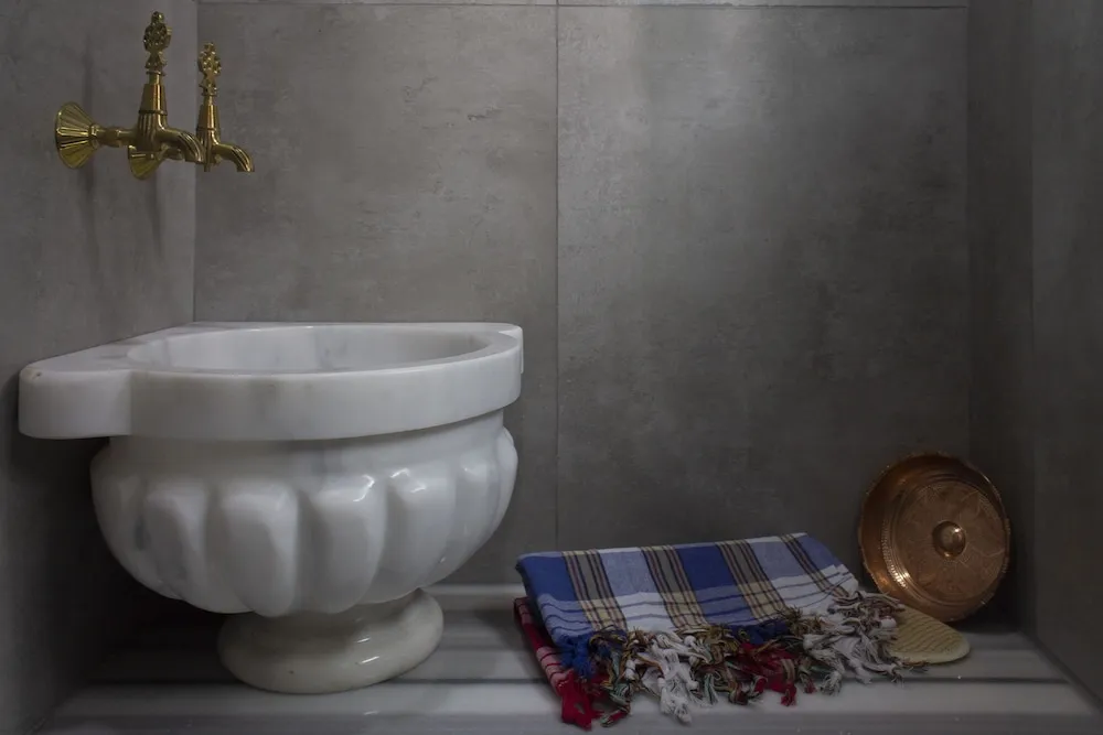 Deluxe Family & Connected Suite with Hamam Annex Building