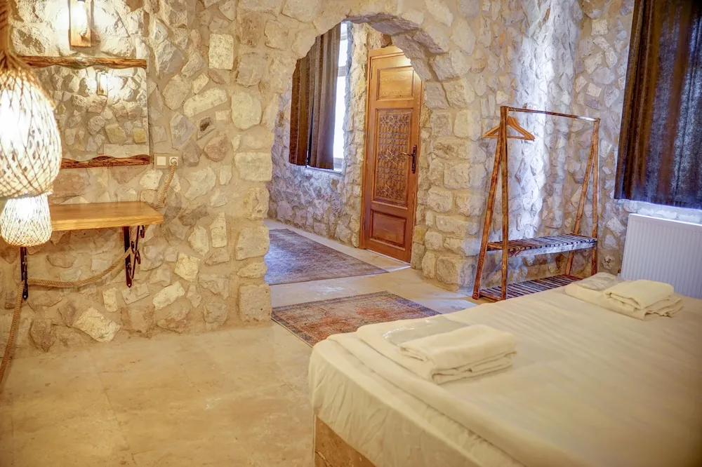 Deluxe Oda, Sigara İçilmez, Bahçe Manzaralı