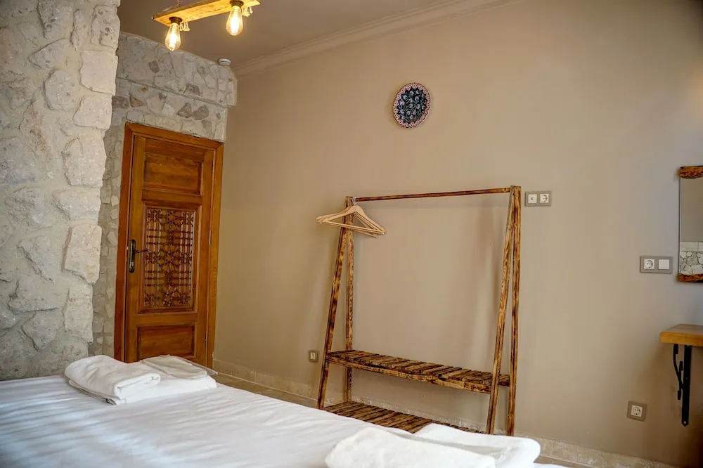 Basic Oda, Sigara İçilmez, Dağ Manzaralı