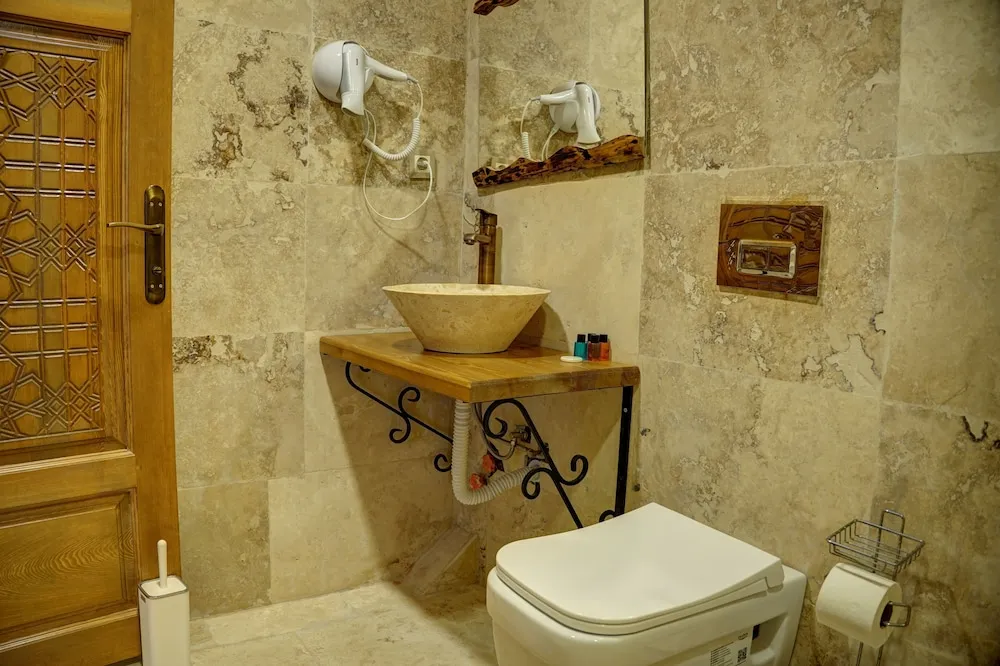 Basic Oda, Sigara İçilmez, Dağ Manzaralı
