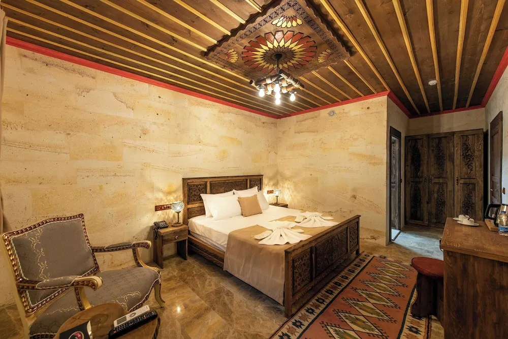 Standard Tek Büyük Yataklı Oda