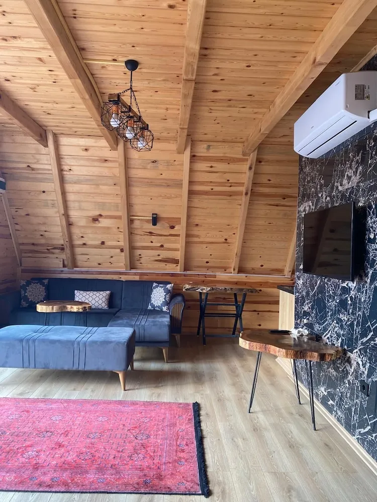 Basic Bungalov