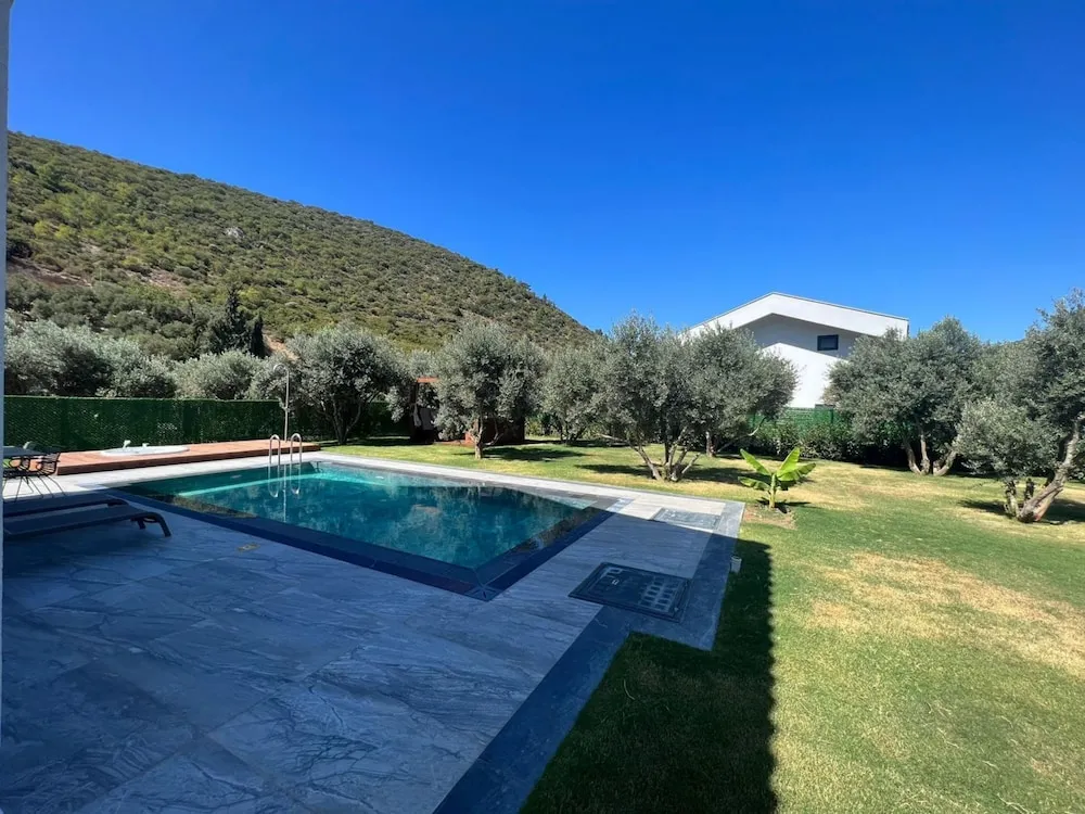 Sheltered Premium Villa 2+1