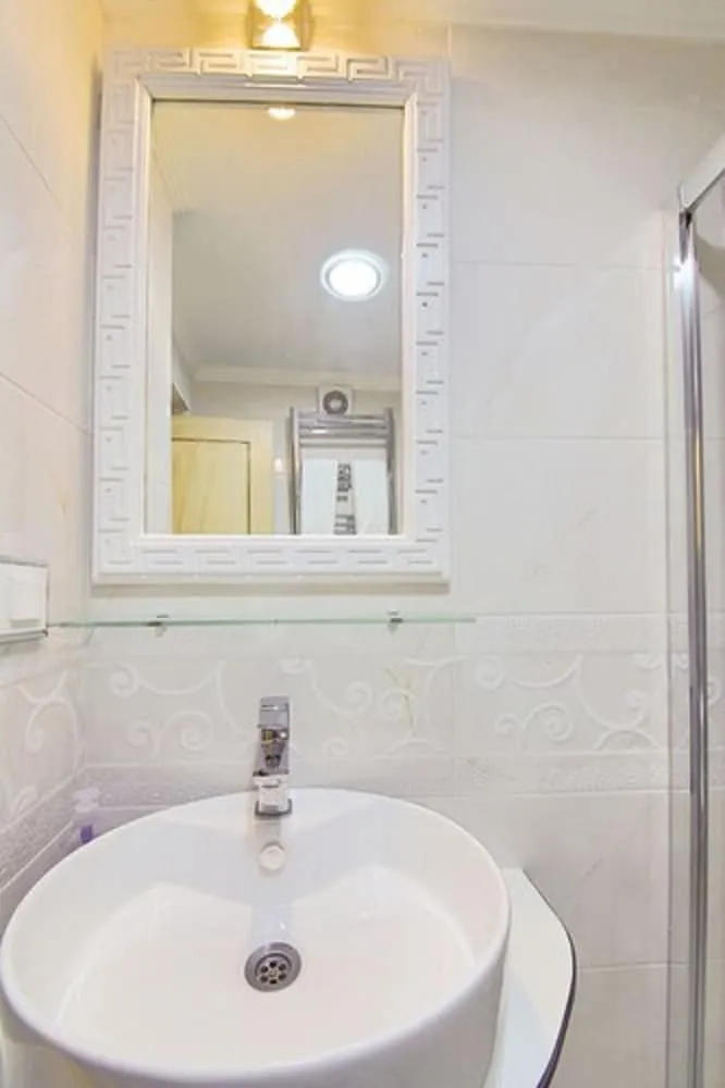 Standard Üç Kişilik Oda