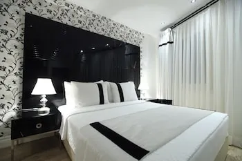 Katelya Hotel