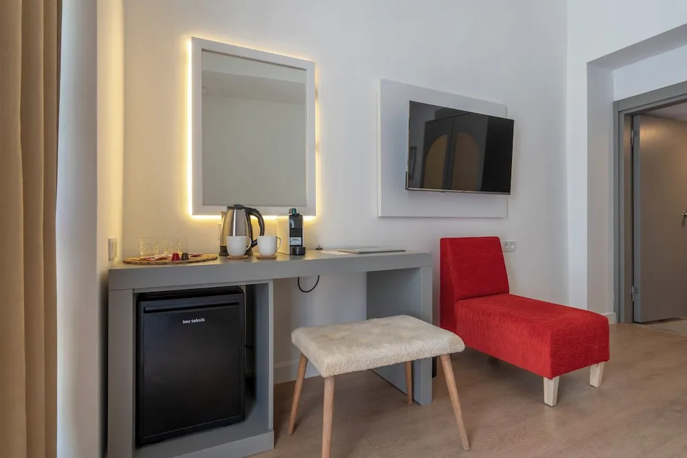 Deluxe Tek Büyük Yataklı Oda