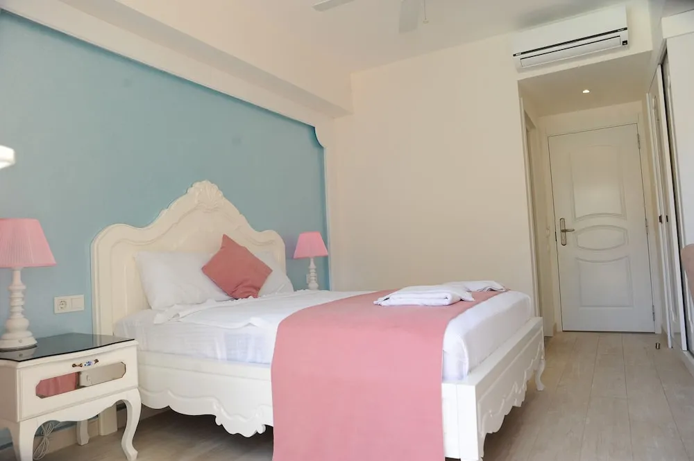 Deluxe Standard Room