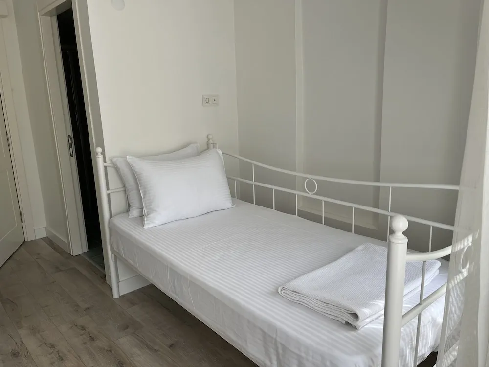 Deluxe Üç Kişilik Oda, 2 Yatak Odası
