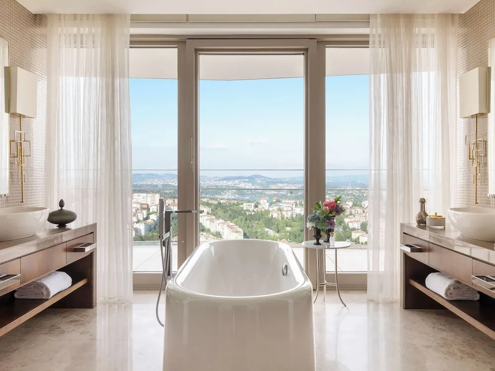 Süit, 1 Yatak Odası, Şehir Manzaralı (1 King bed)
