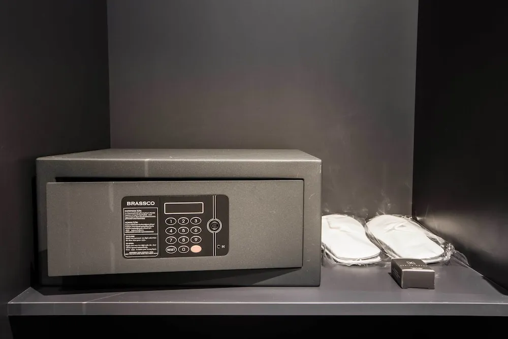 Comfort Büyük Yataklı Tek Kişilik Oda