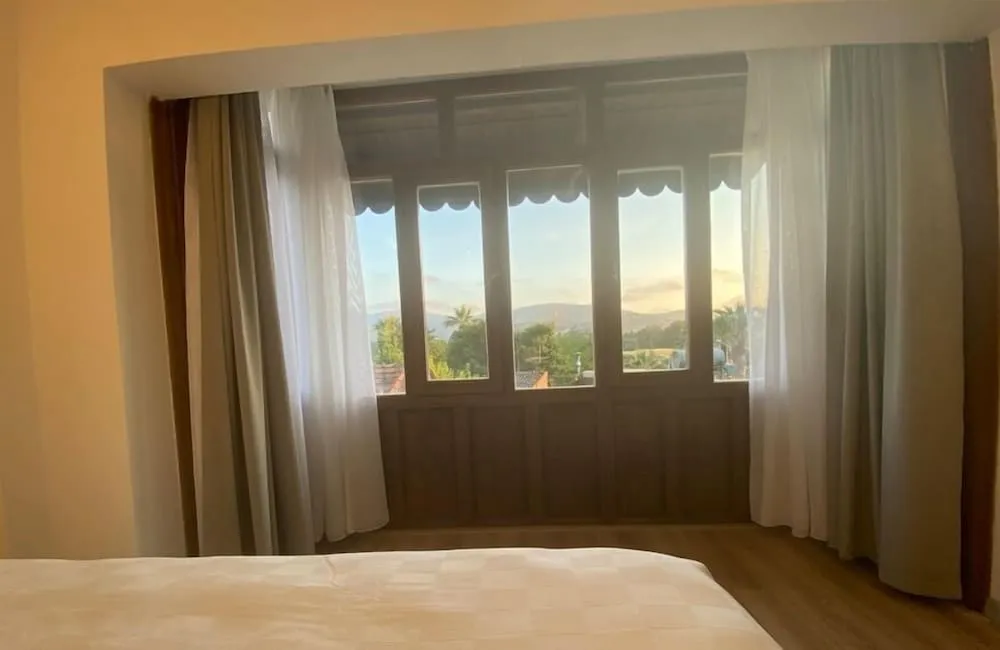 Deluxe Tek Büyük veya İki Ayrı Yataklı Oda