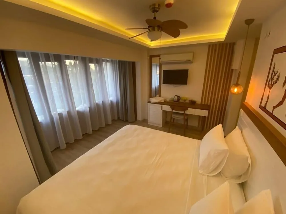 Deluxe Tek Büyük veya İki Ayrı Yataklı Oda