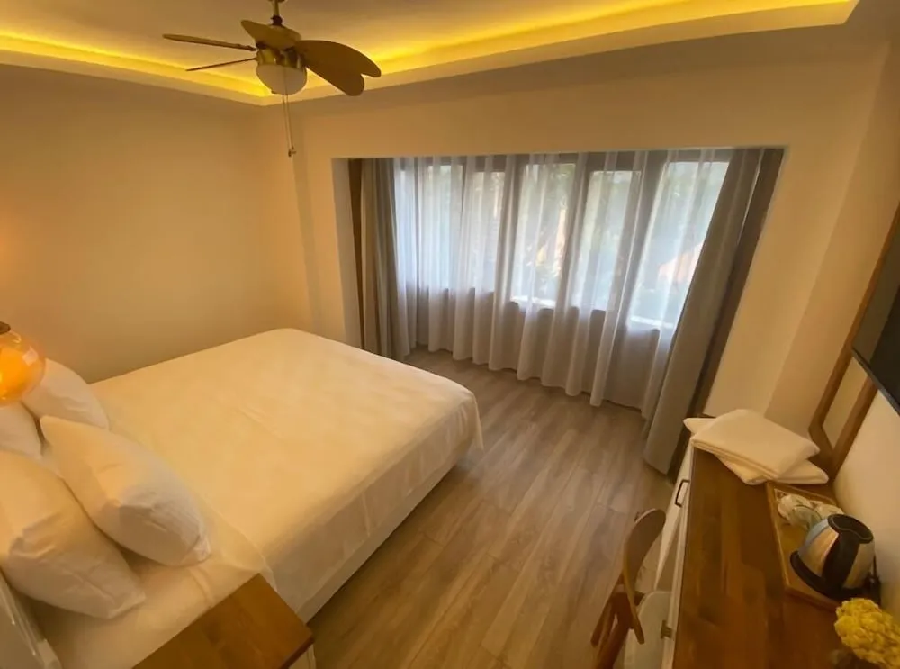 Deluxe Tek Büyük veya İki Ayrı Yataklı Oda