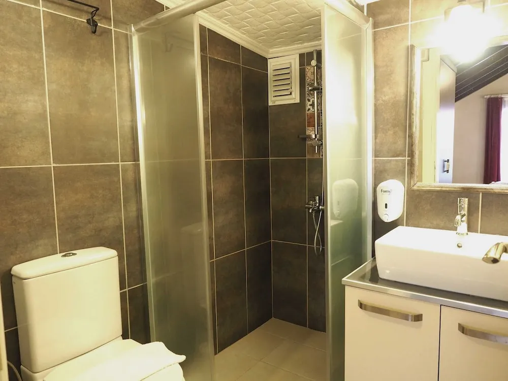 Comfort Tek Büyük Yataklı Oda, 1 Büyük (Queen) Boy Yatak, Balkon, Şehir Manzaralı