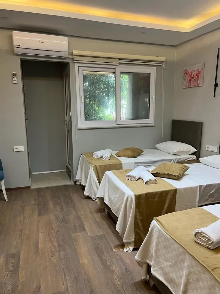 Business Dört Kişilik Oda, Birden Çok Yatak