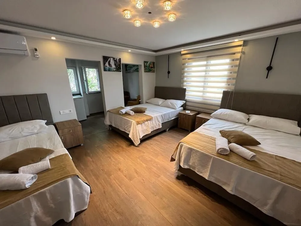 Business Dört Kişilik Oda, Birden Çok Yatak