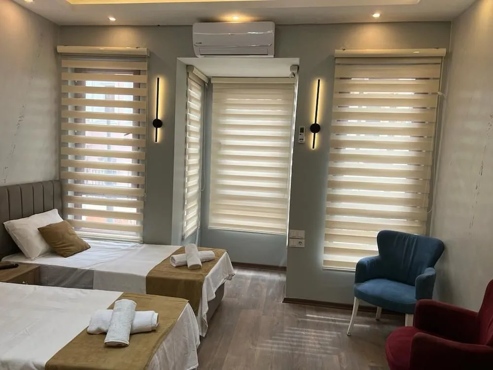 Mr Lion Kumkapı Otel