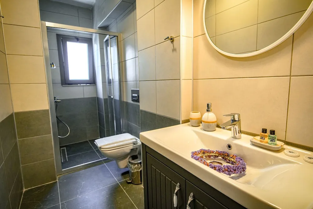 Deluxe Üç Kişilik Oda