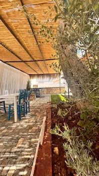 İrinikos Otel