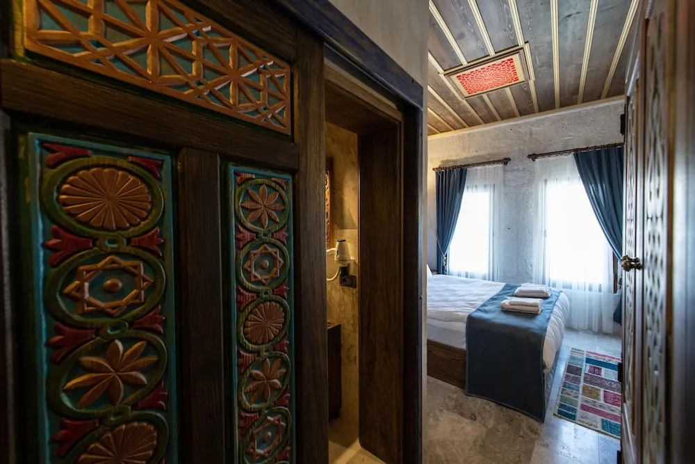Deluxe Tek Büyük Yataklı Oda, Bahçe Manzaralı