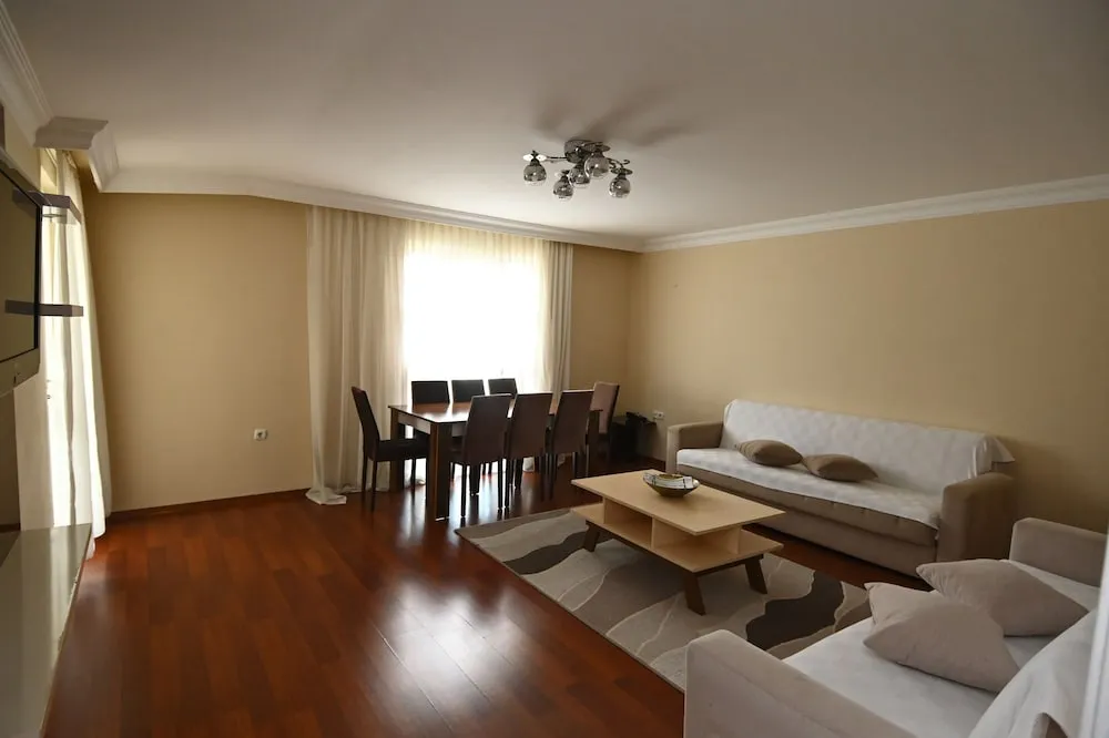 Grand Süit, Balkon, Dağ Manzaralı