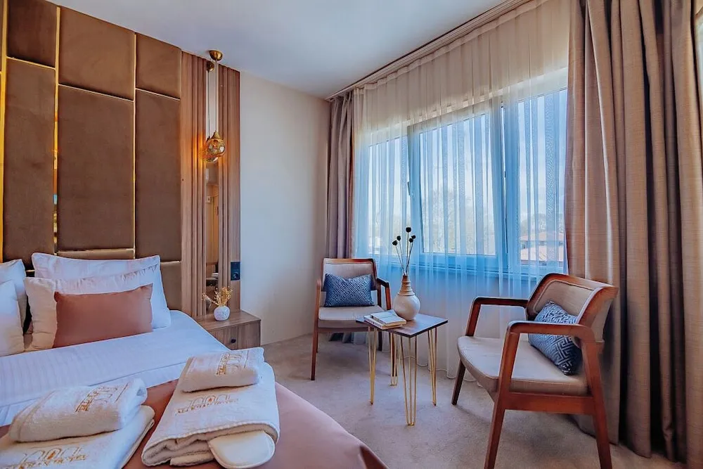 Standard Tek Büyük Yataklı Oda, Park Manzaralı