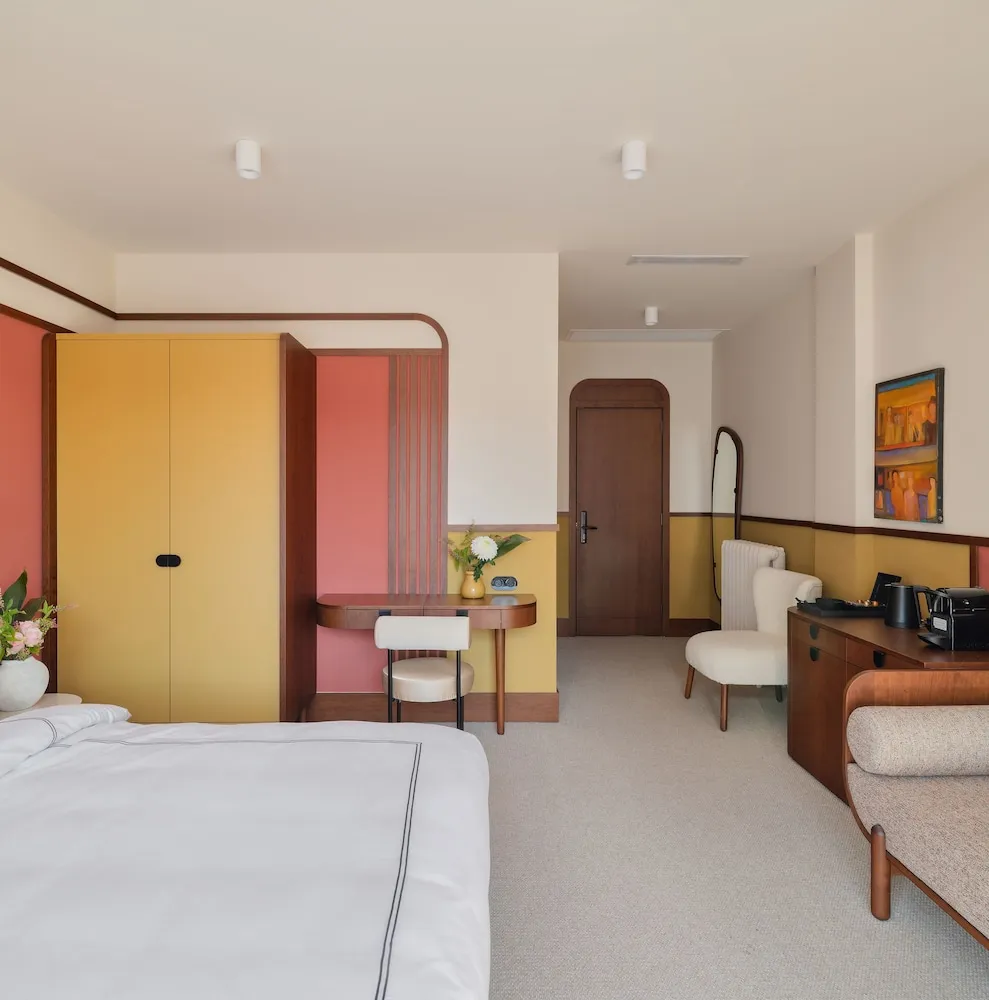 Sent Antuan Room with Sea View