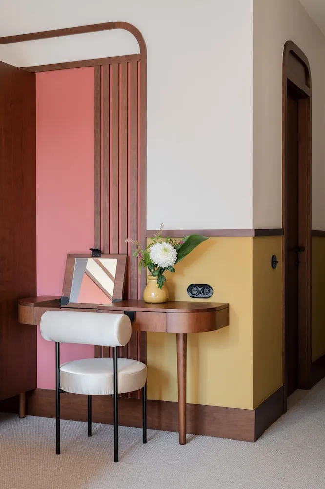 Sent Antuan Room With Balcony