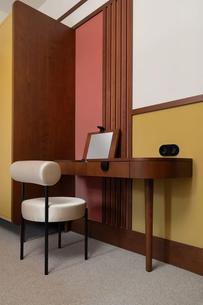 Sent Antuan Room With Balcony