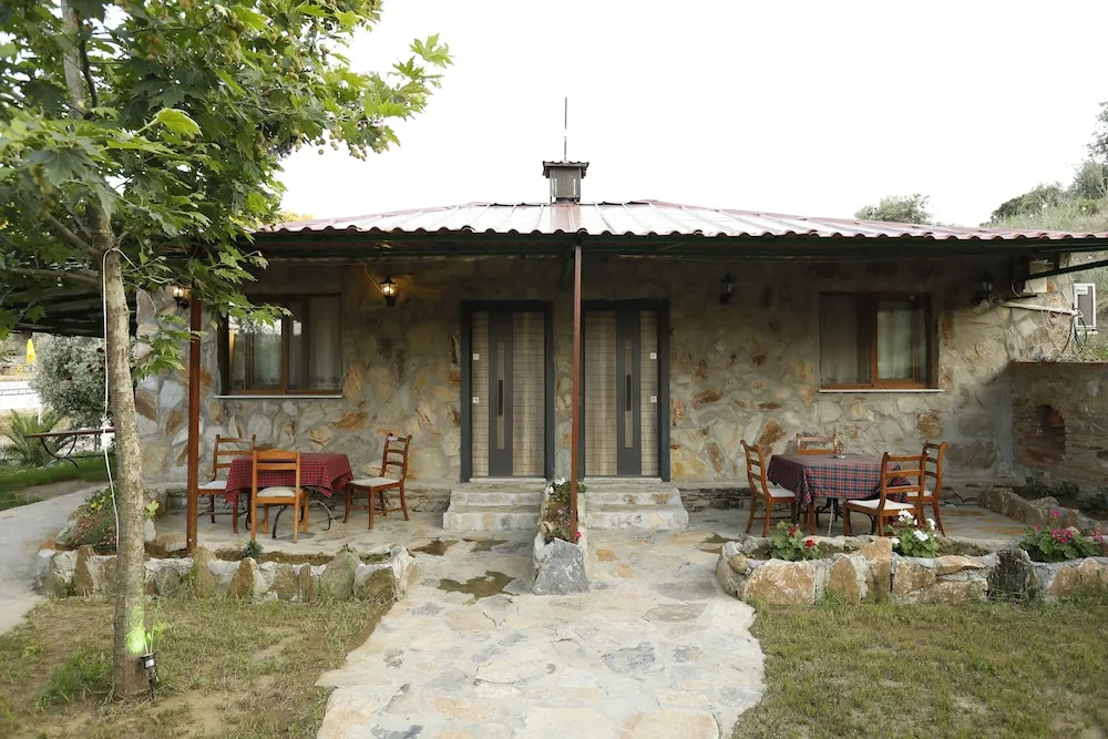 Comfort Tek Büyük Yataklı Oda, Sigara İçilmez, Avlu Manzaralı