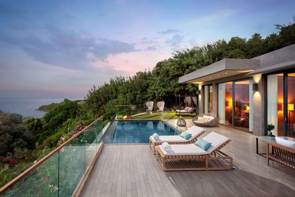 Villa (Bougainvillea)