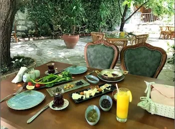 Anfora Otel & Şarap Evi