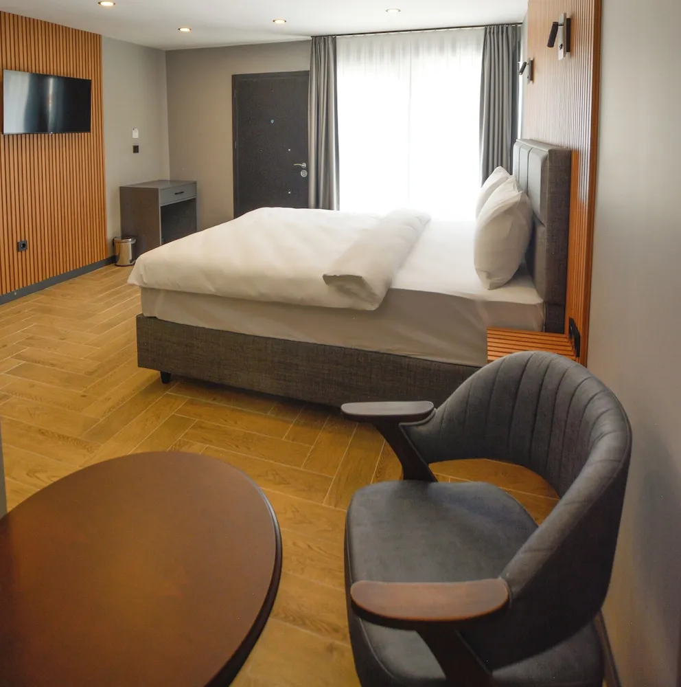 Double Room with Pool View
