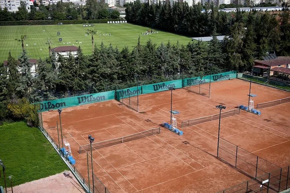 Tenis kortu