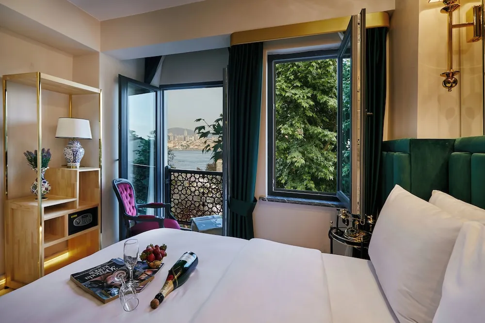 Romantic Süit, 1 Çift Kişilik Yatak, Deniz Manzaralı