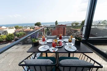 Costera Hotel