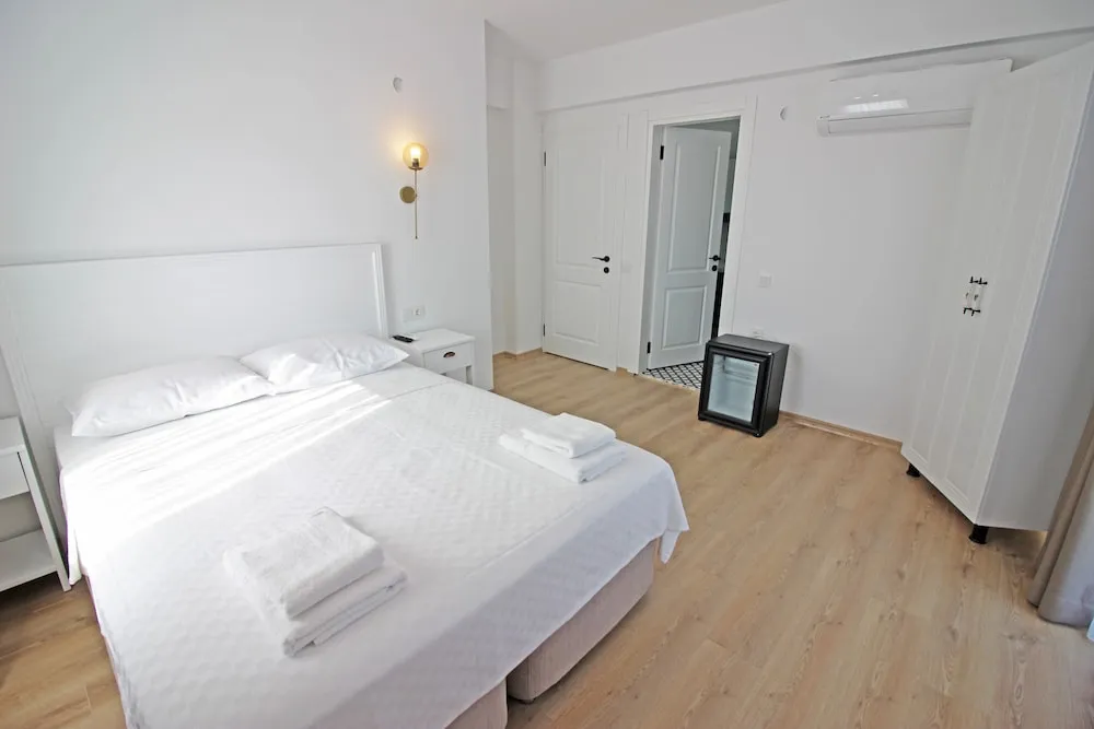 Deluxe Oda, Balkon, Bahçe Manzaralı